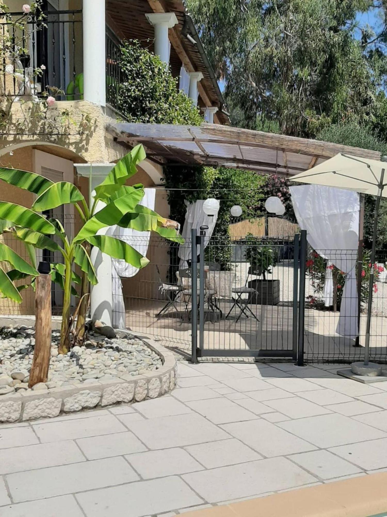 La Villa Jasmin Montauroux Exteriör bild