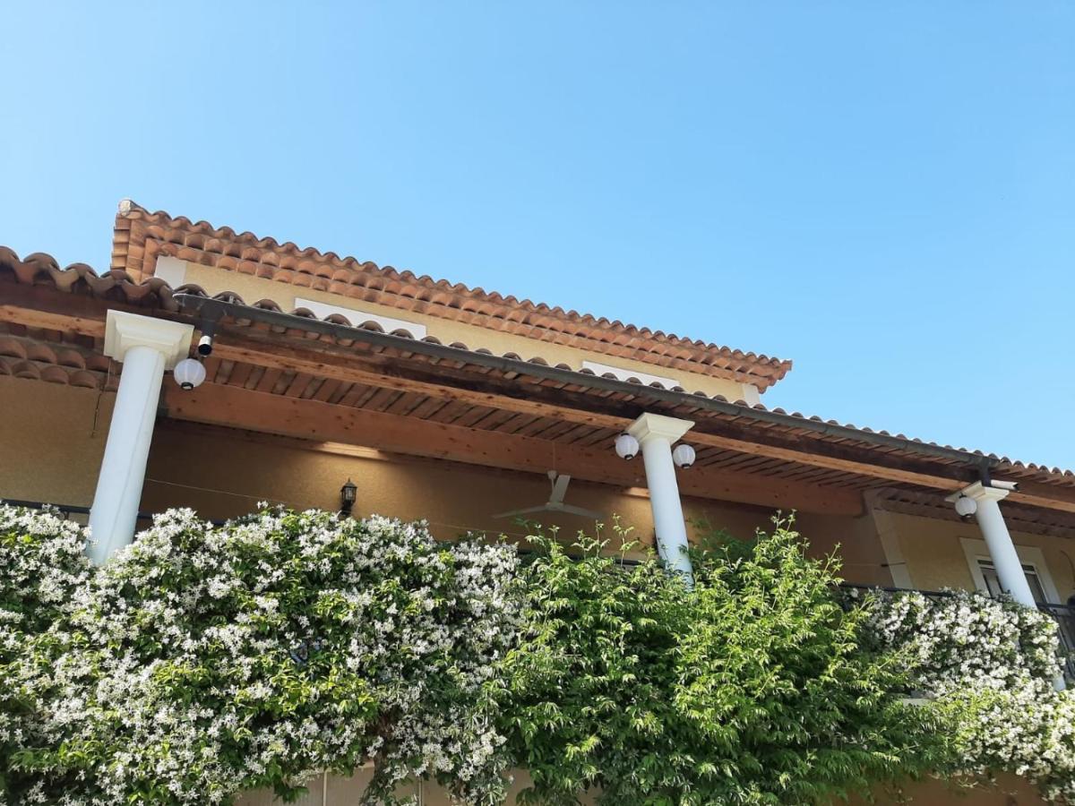 La Villa Jasmin Montauroux Exteriör bild